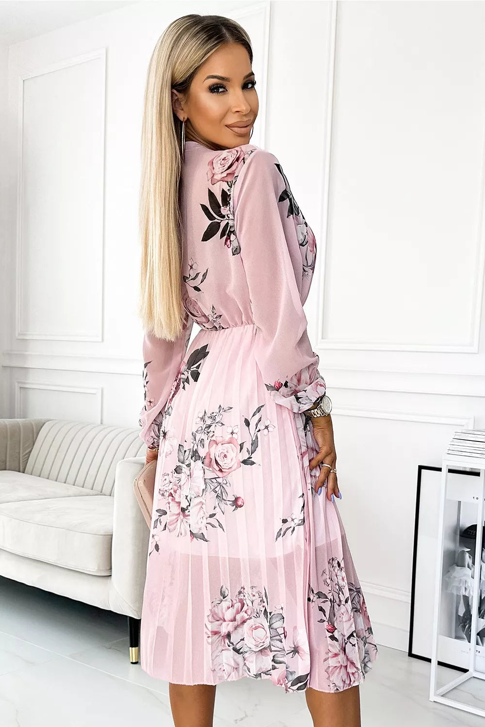 Kokteilinė suknelė modelis 182499 Numoco