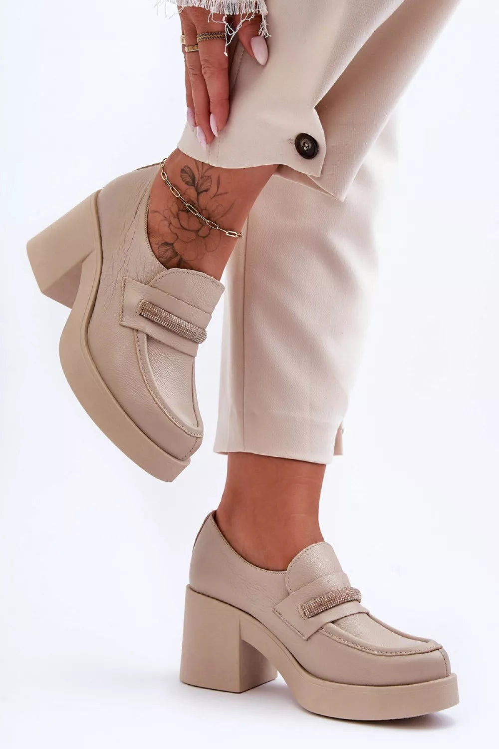 Žemi aukštakulniai, modelis 183964. Ženkite į stilių.