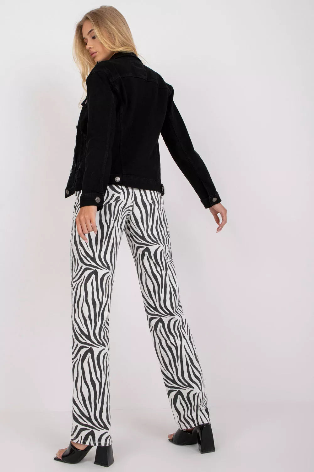 Striukės modelis 184560 Rue Paris