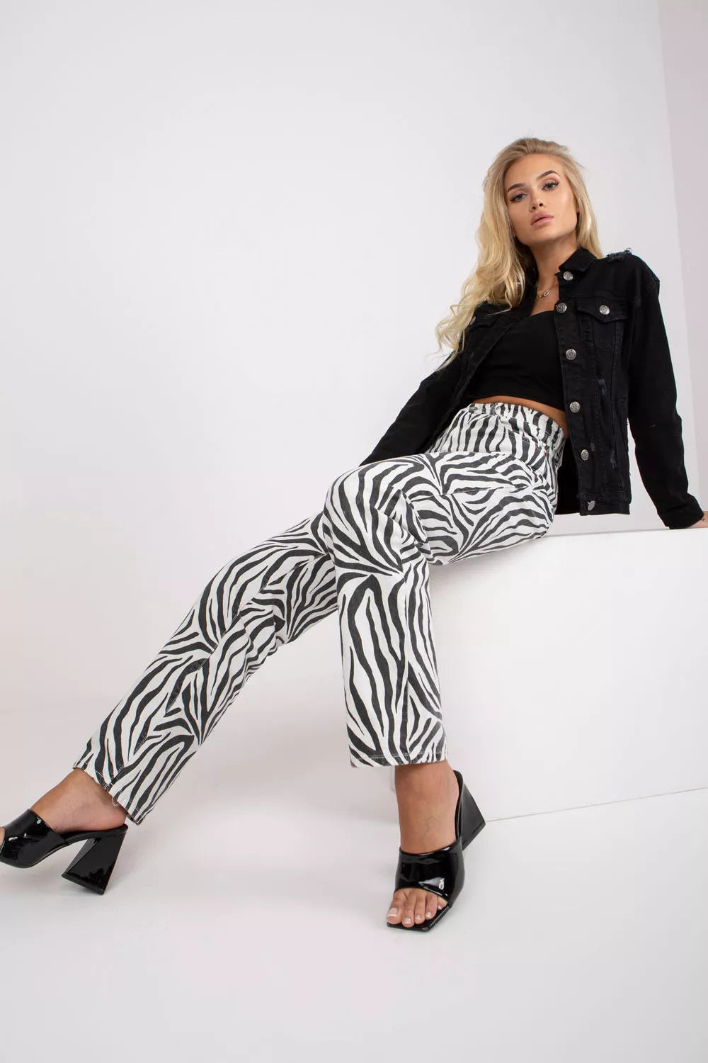 Striukės modelis 184560 Rue Paris