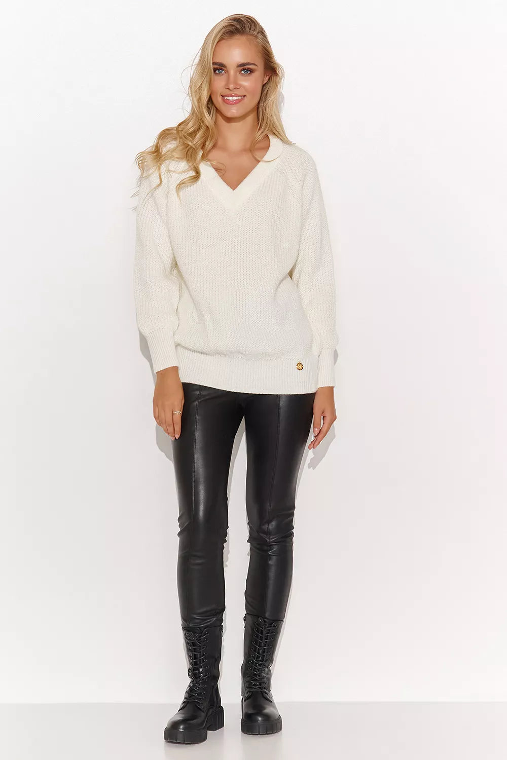 Megztinis modelis 184781 Makadamia