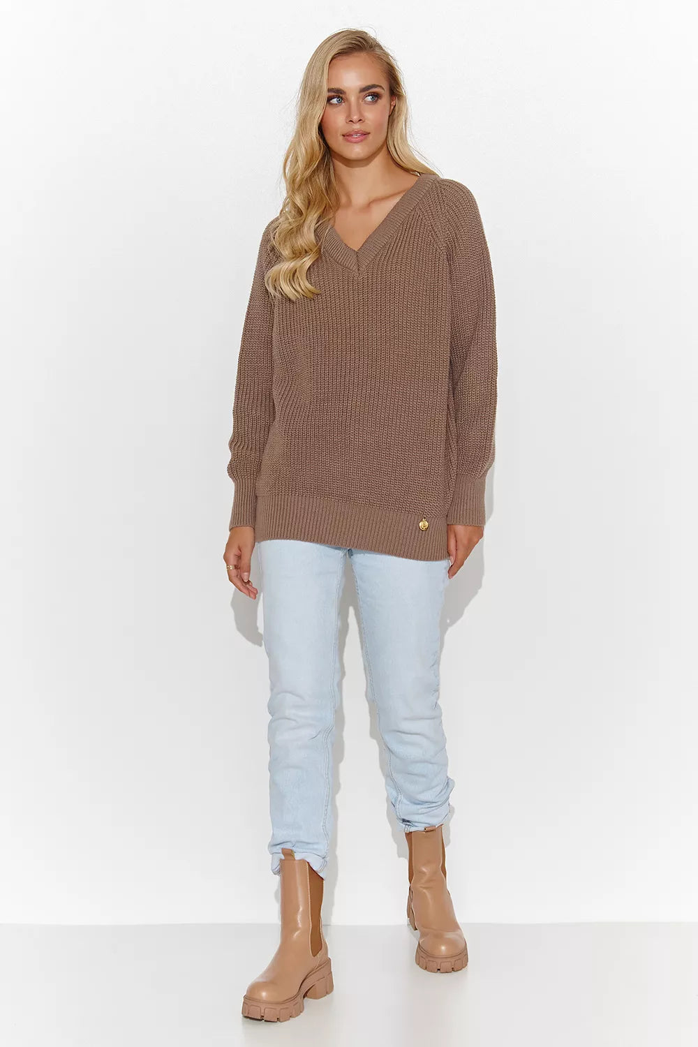 Megztinis modelis 184785 Makadamia