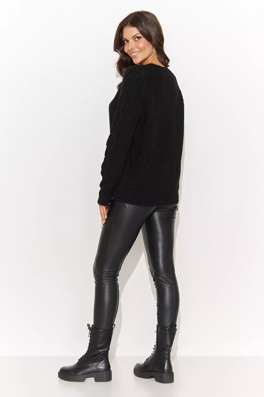 Megztinis modelis 184771 Numinou
