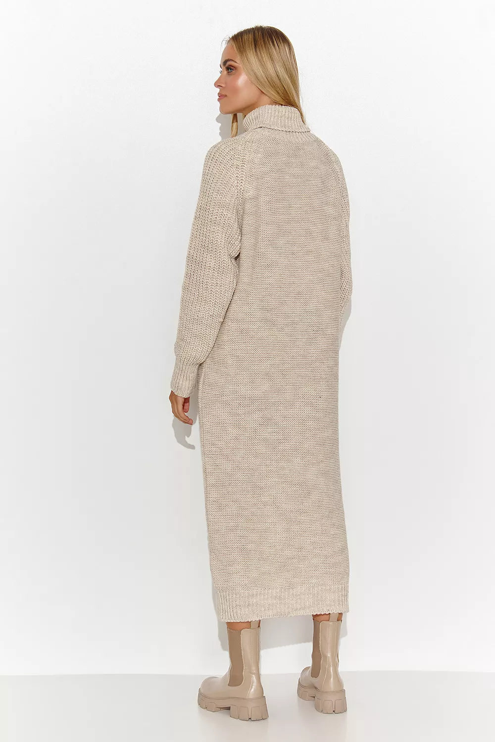 Suknelė modelis 185221 Makadamia