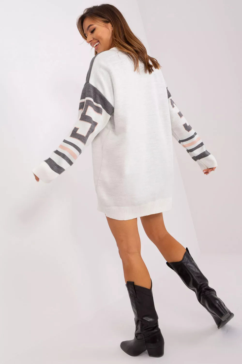 Šuolininko į tolį modelis 185410 Badu
