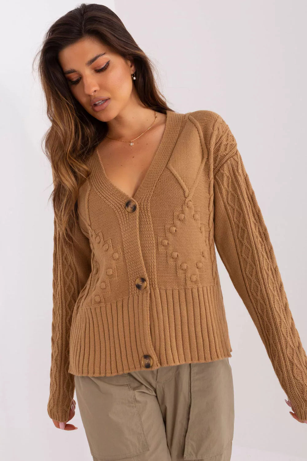 Kardiganas, modelis 185416 Badu