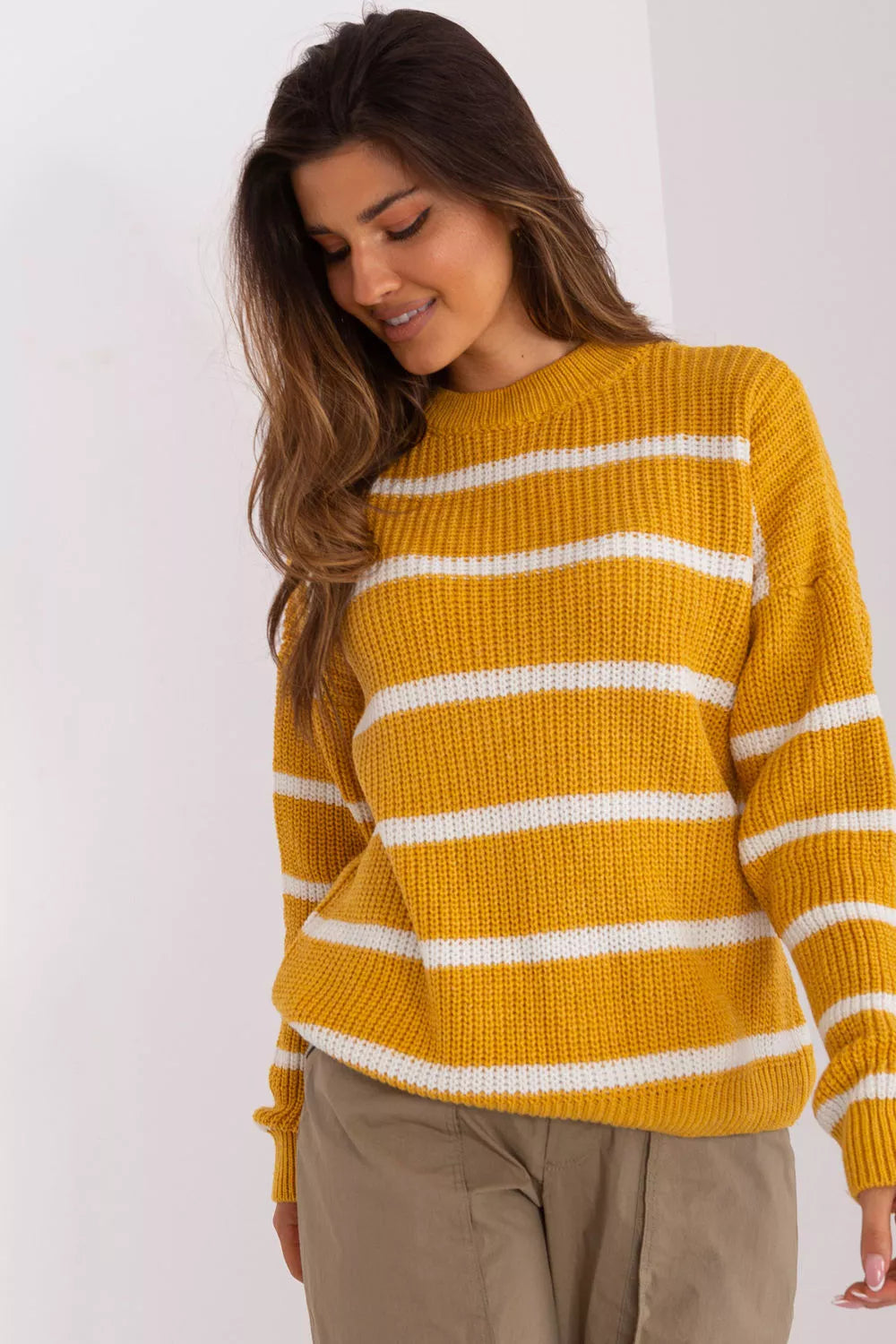 Megztinis, modelis 185421 Badu