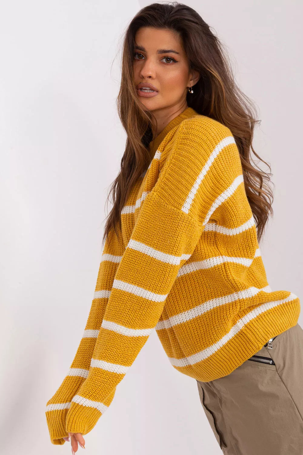 Megztinis, modelis 185421 Badu