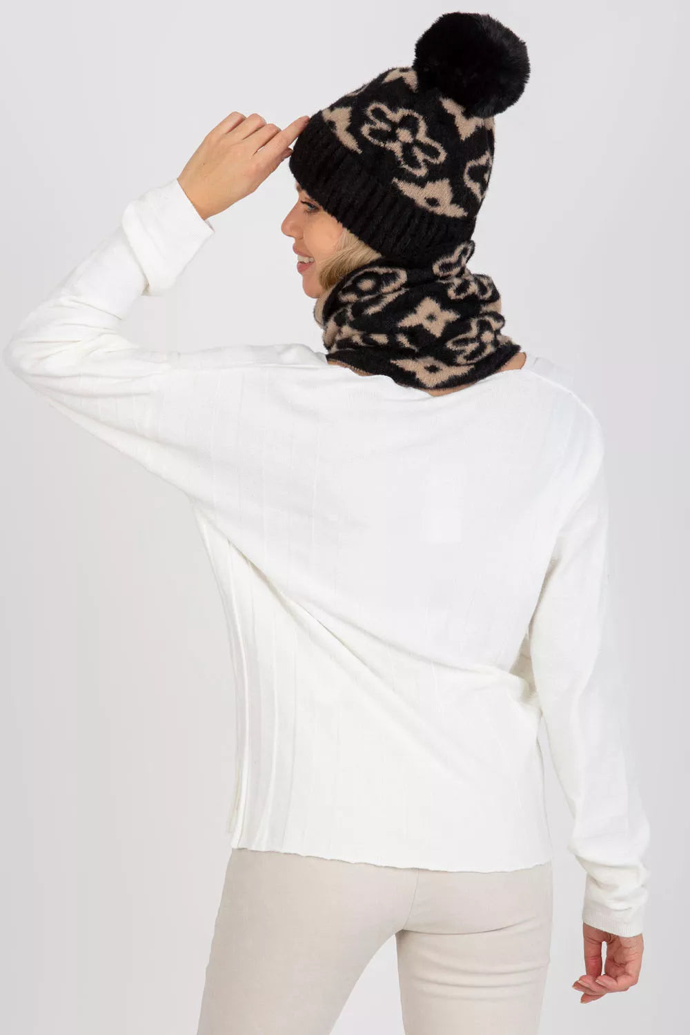 Kepurė modelis 185916 AT