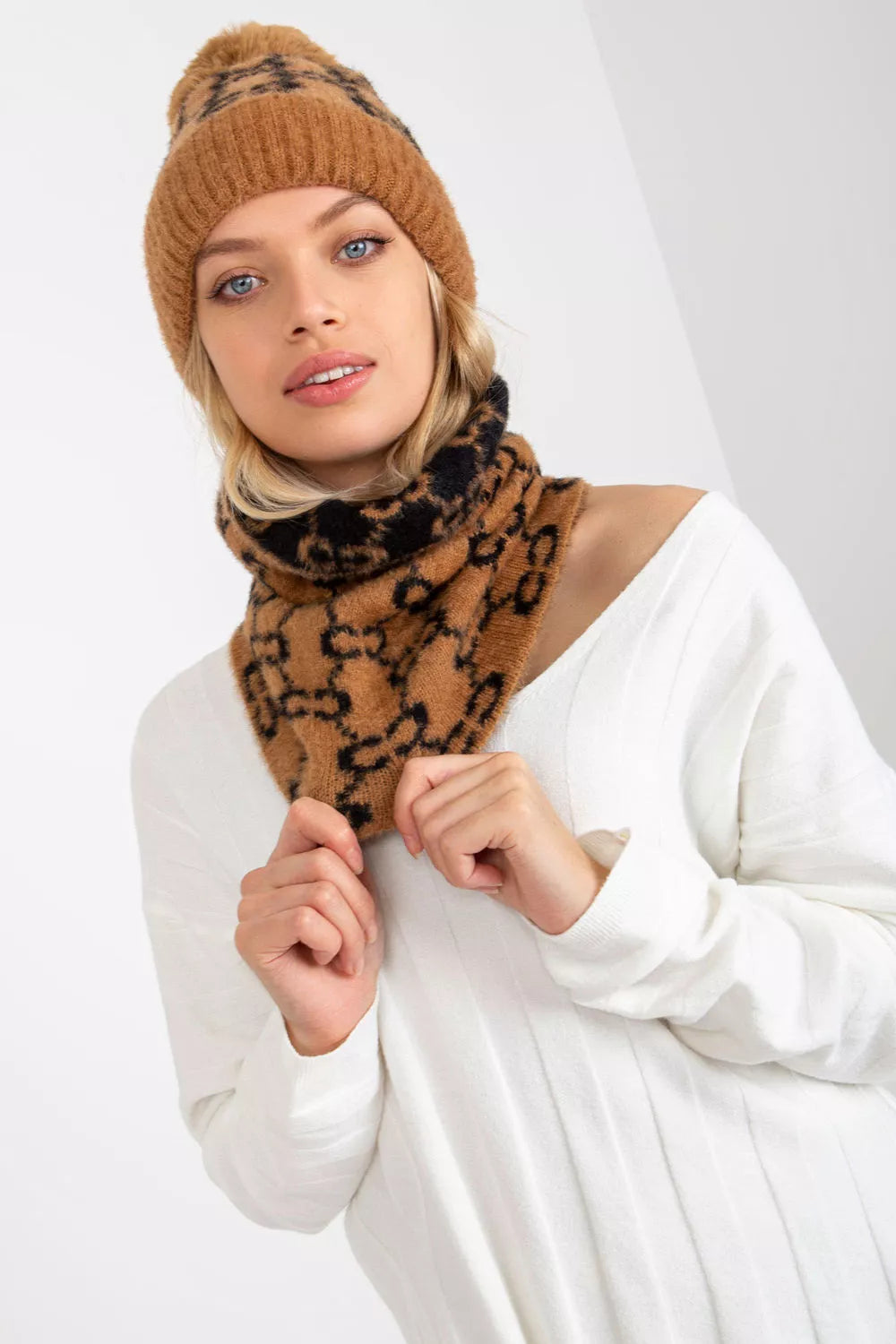 Šalikas-infinity modelis 185919 AT