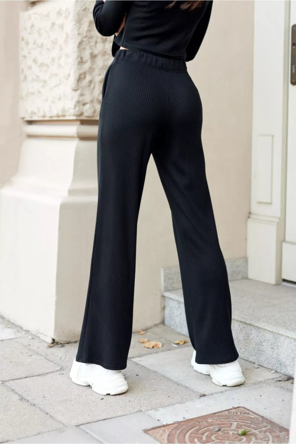 Moteriškos kelnės modelis 185973 Roco Fashion