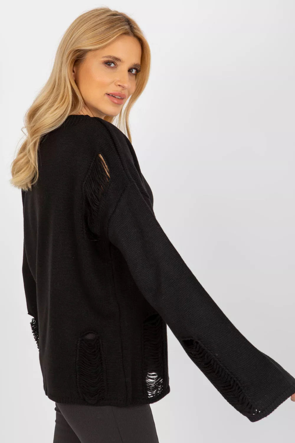 Megztinis, modelis 186057 Badu