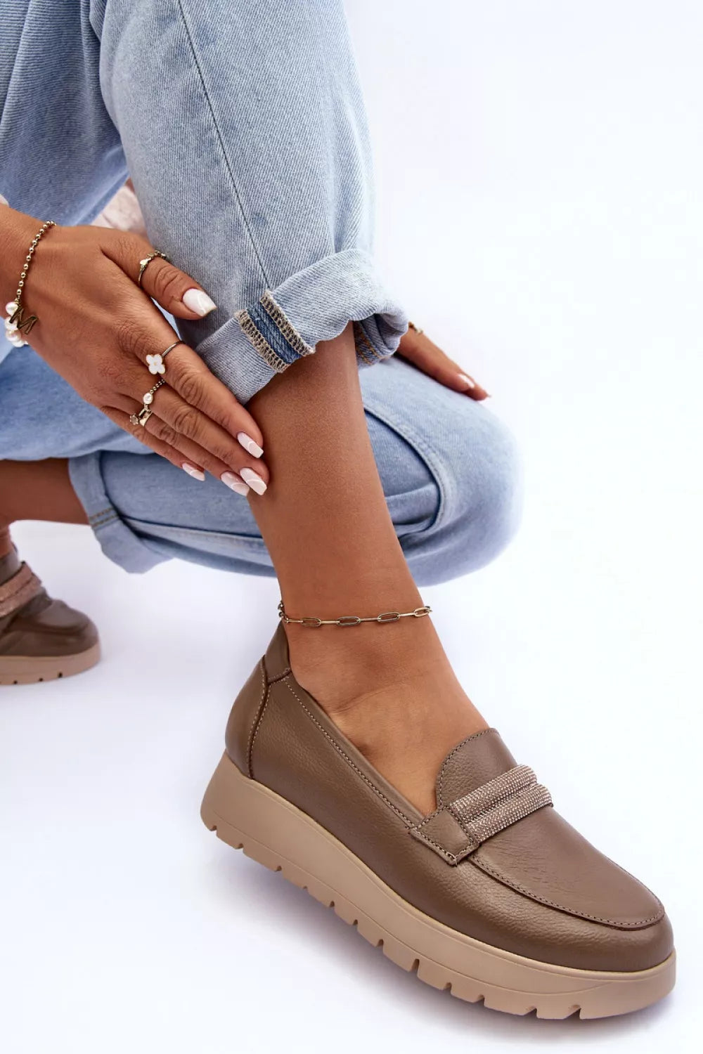 Žemi batai Buskin, modelis 186094. Ženkite į stilių.