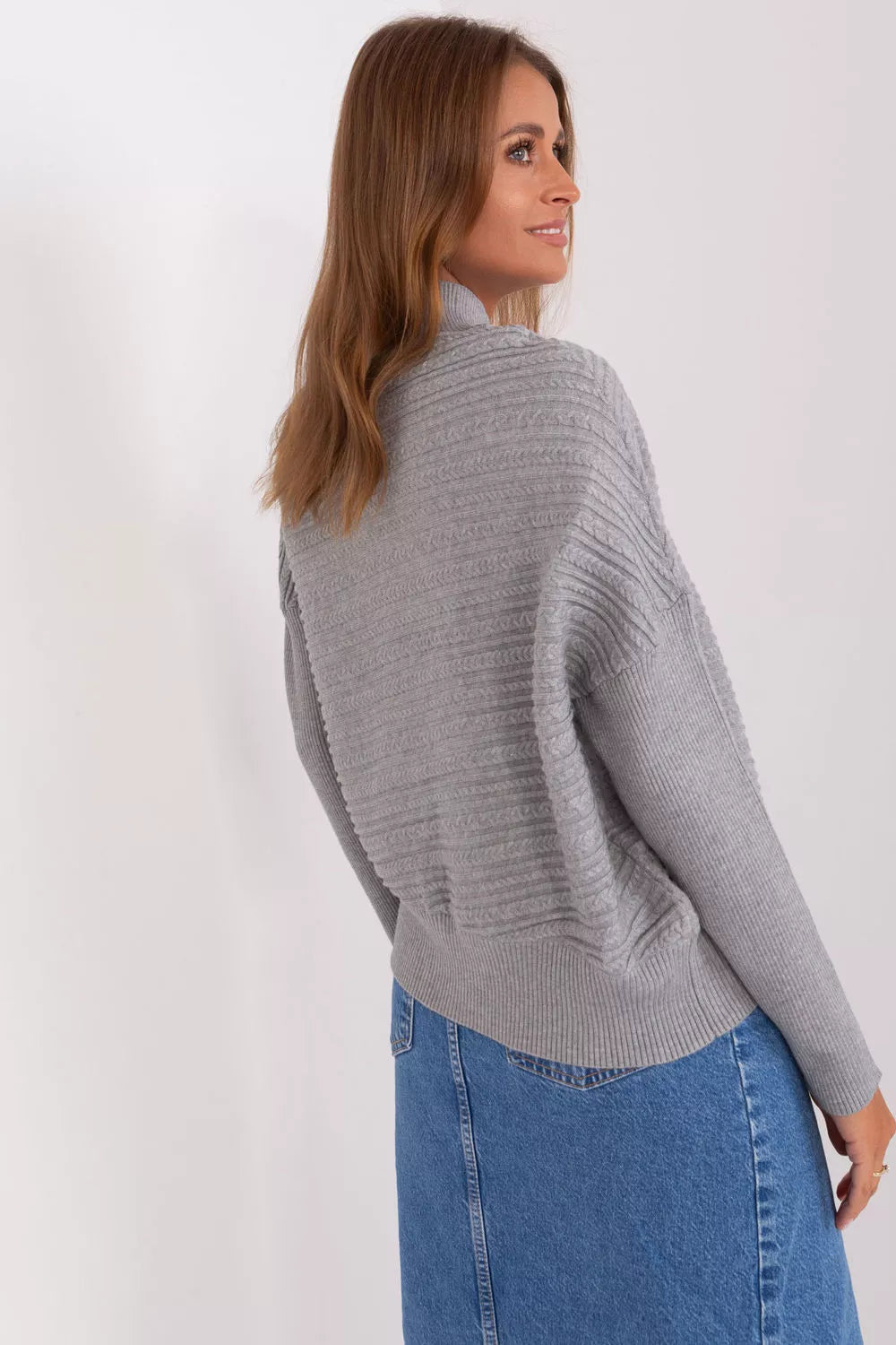 Megztinis, modelis 186566 AT