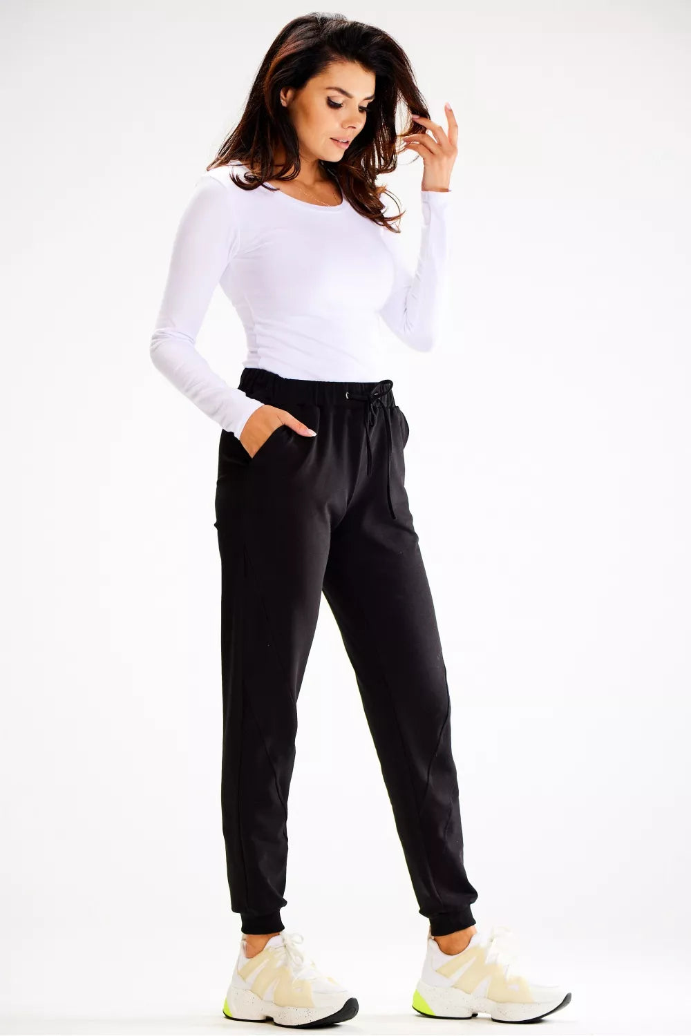 Sportinių kelnių modelis 187143 awama