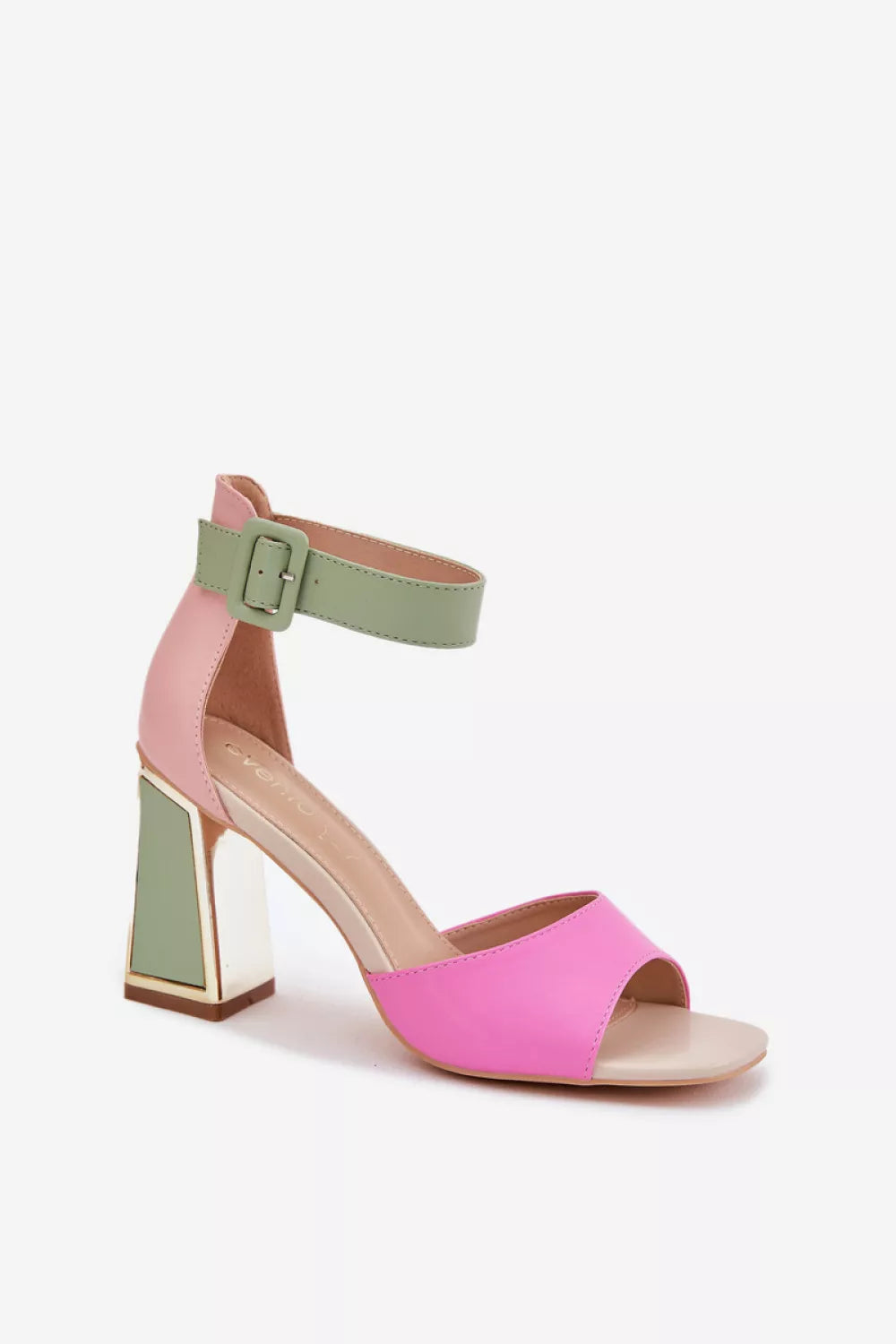 Basutės aukštu kulnu modelis 213924 Step in style