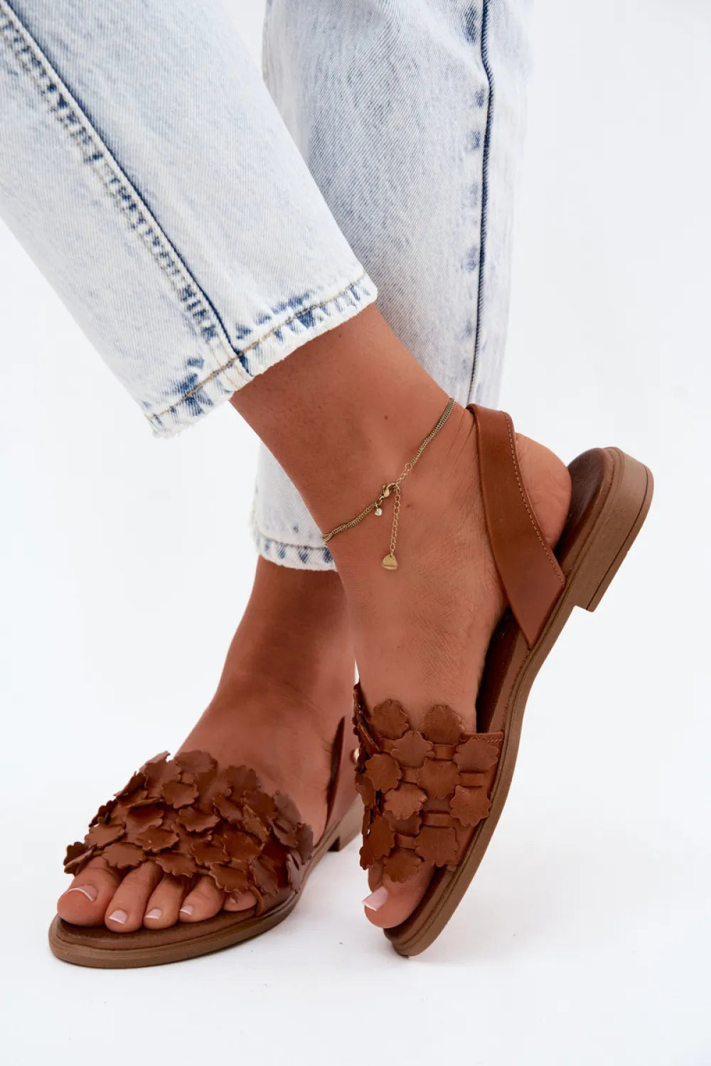 Basutės modelis 227420 Step in style