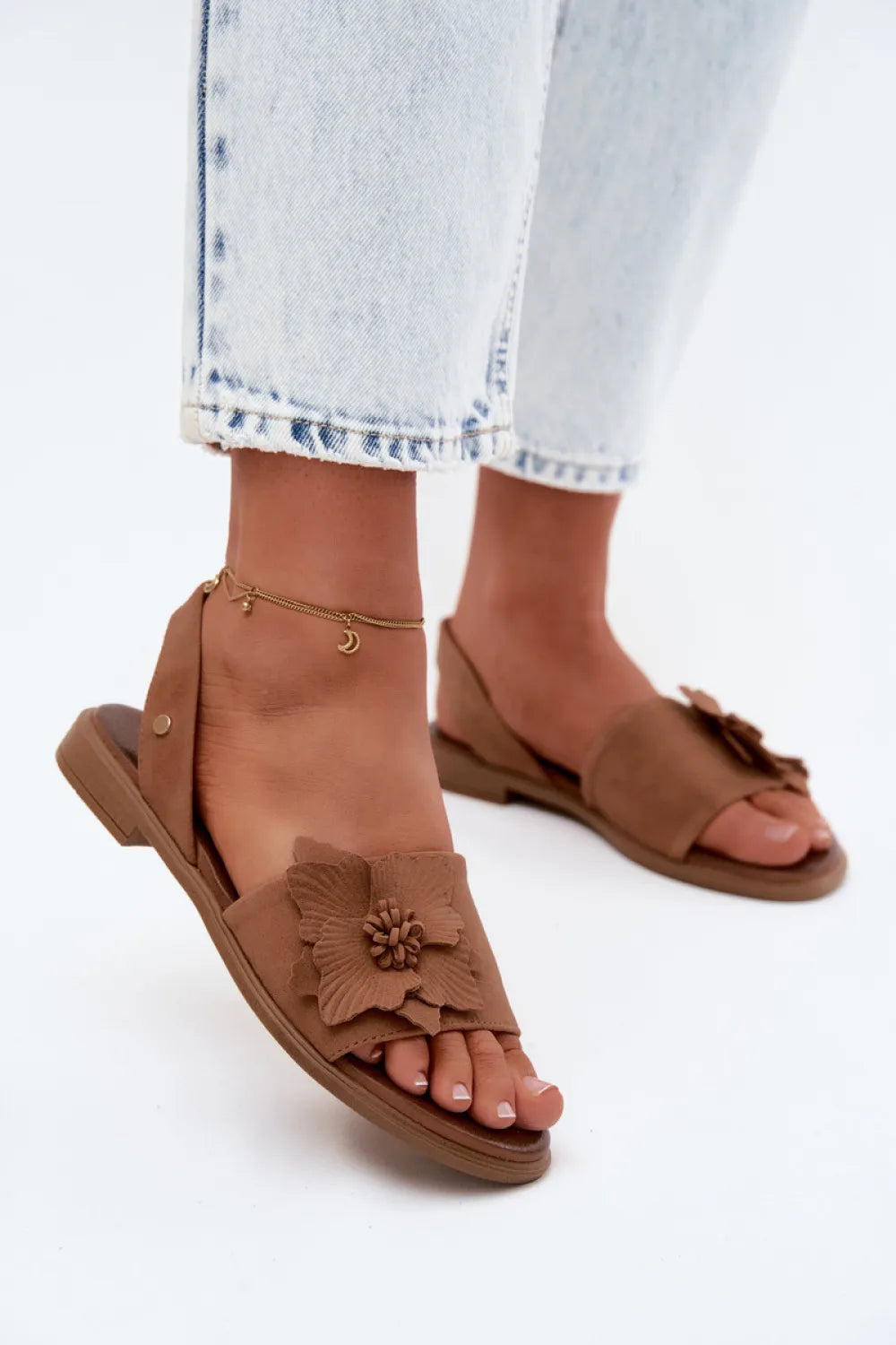 Basutės modelis 227424 Step in style