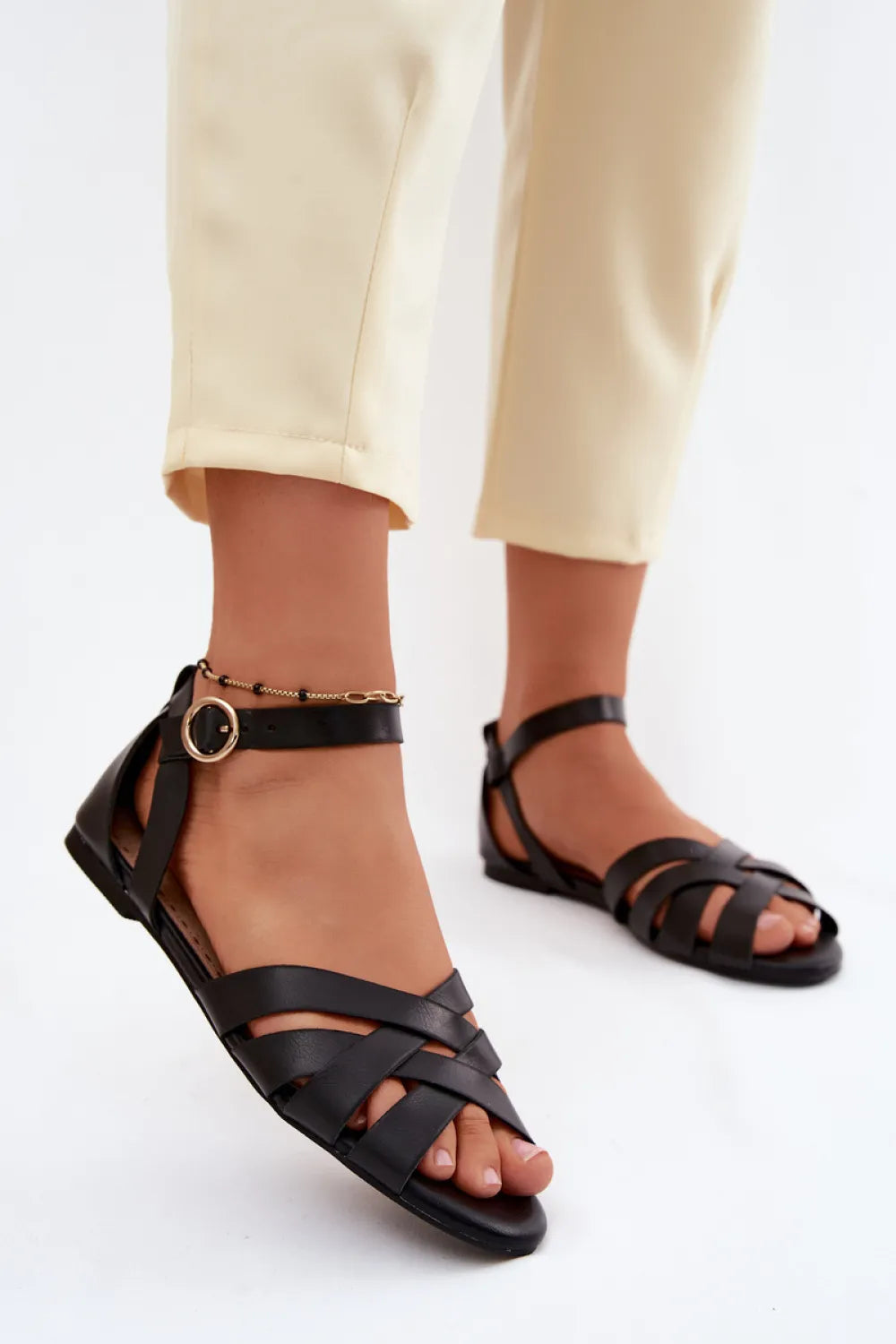 Basutės modelis 227913 Step in style