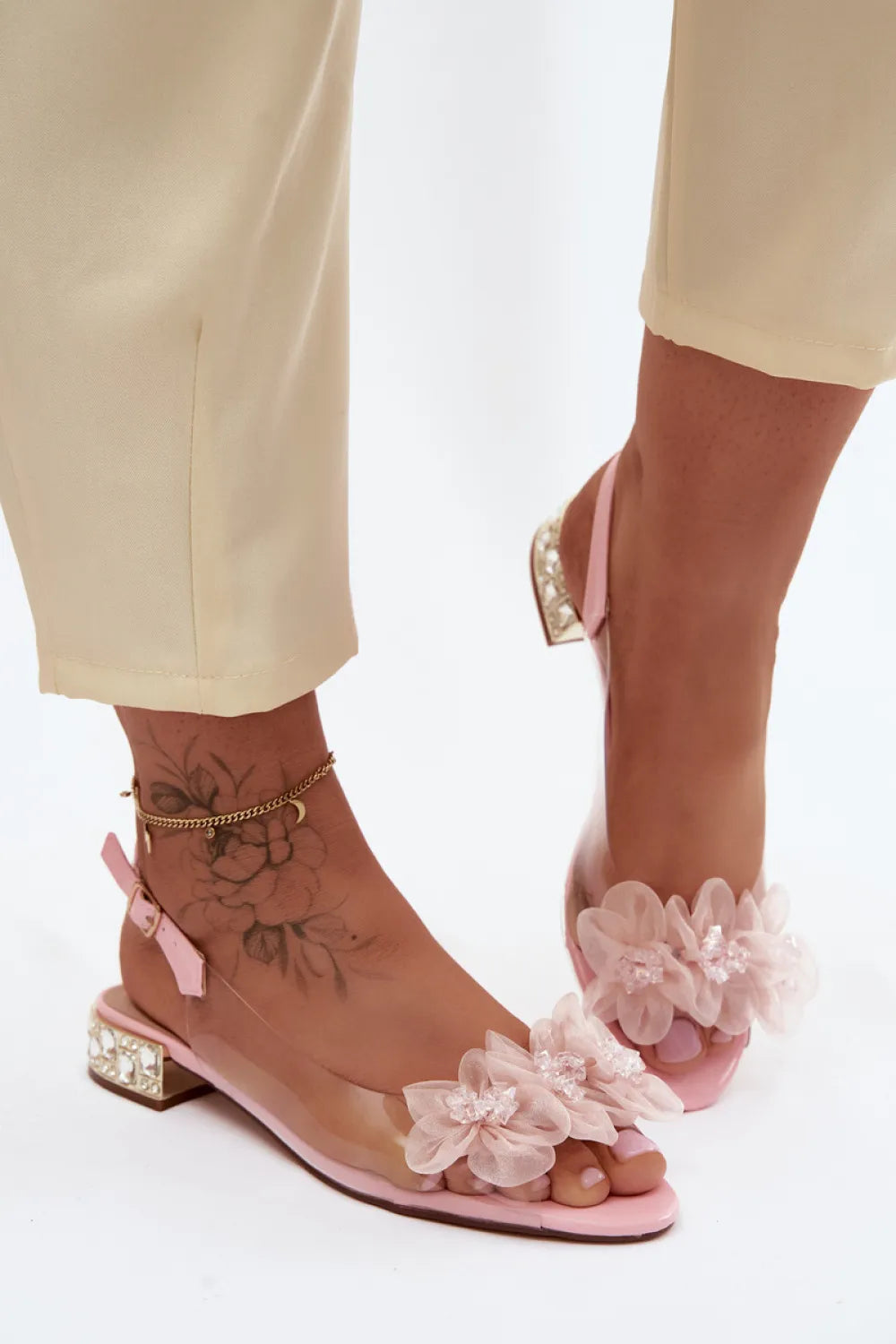 Basutės modelis 228128 Step in style