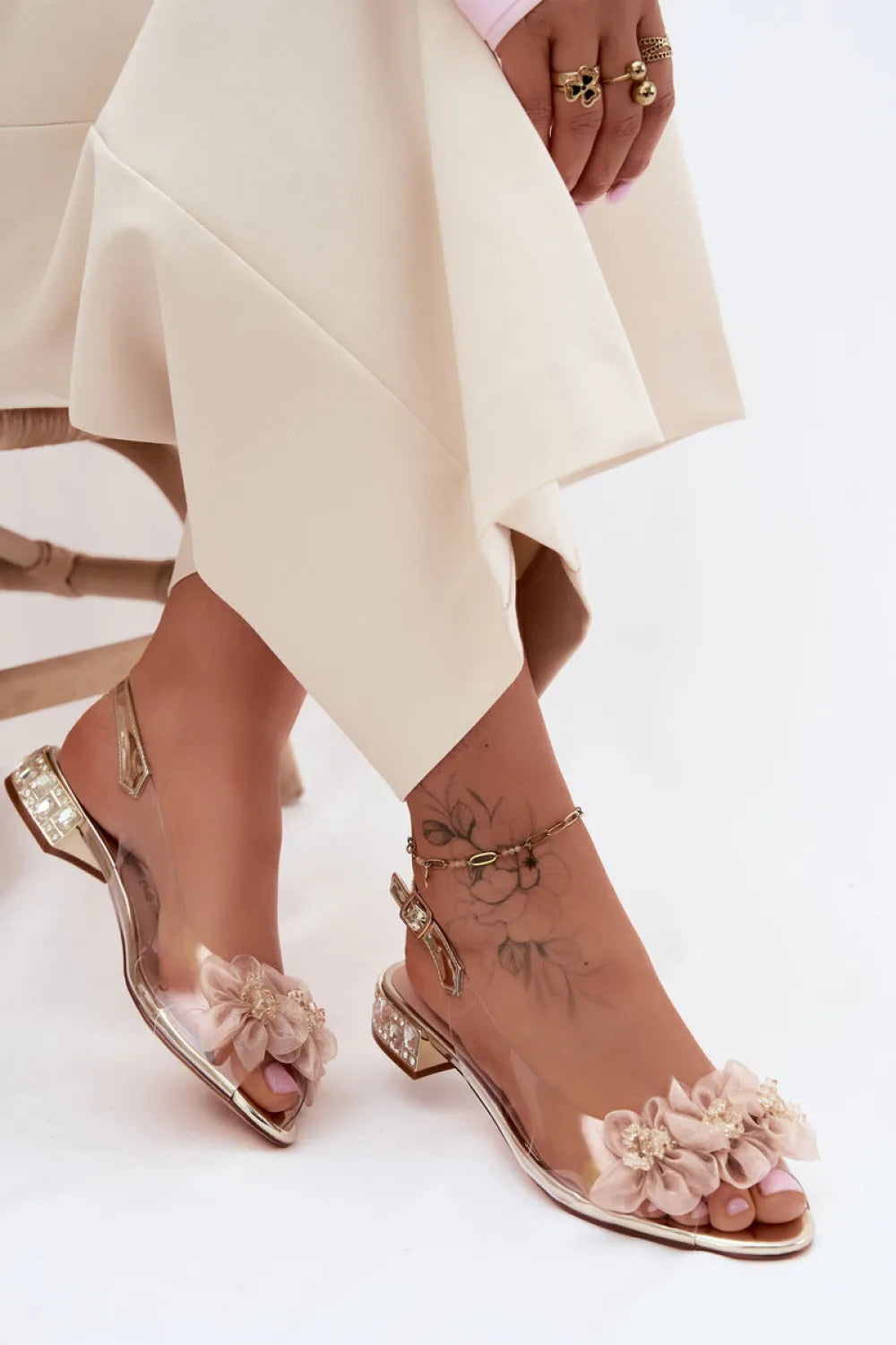 Basutės modelis 228129 Step in style