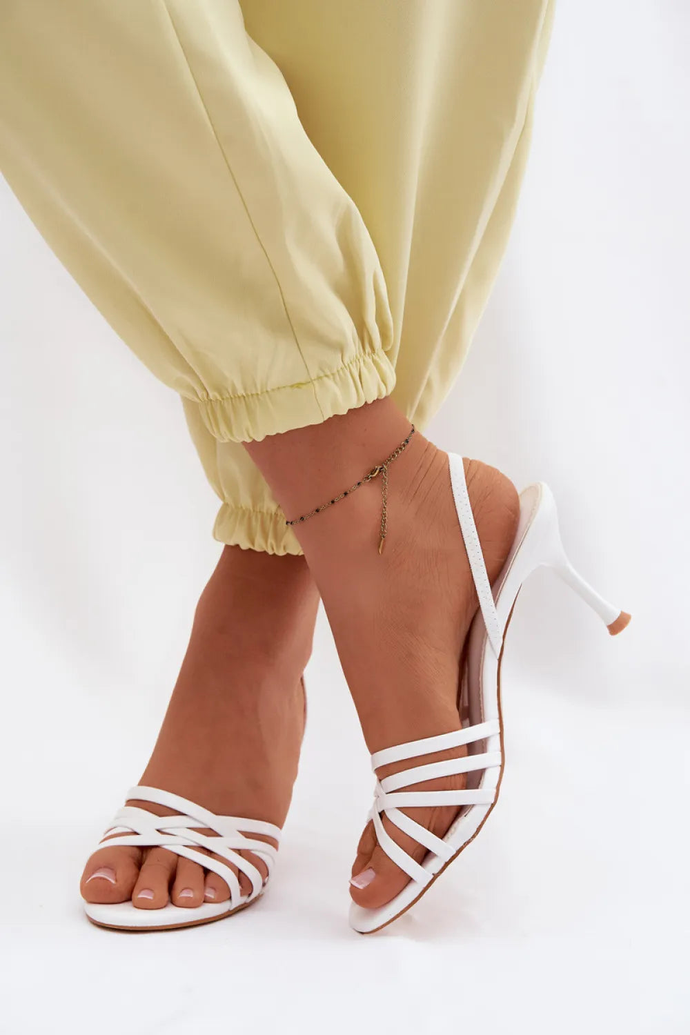 Basutės su kulniuku, modelis 227439 Step in style