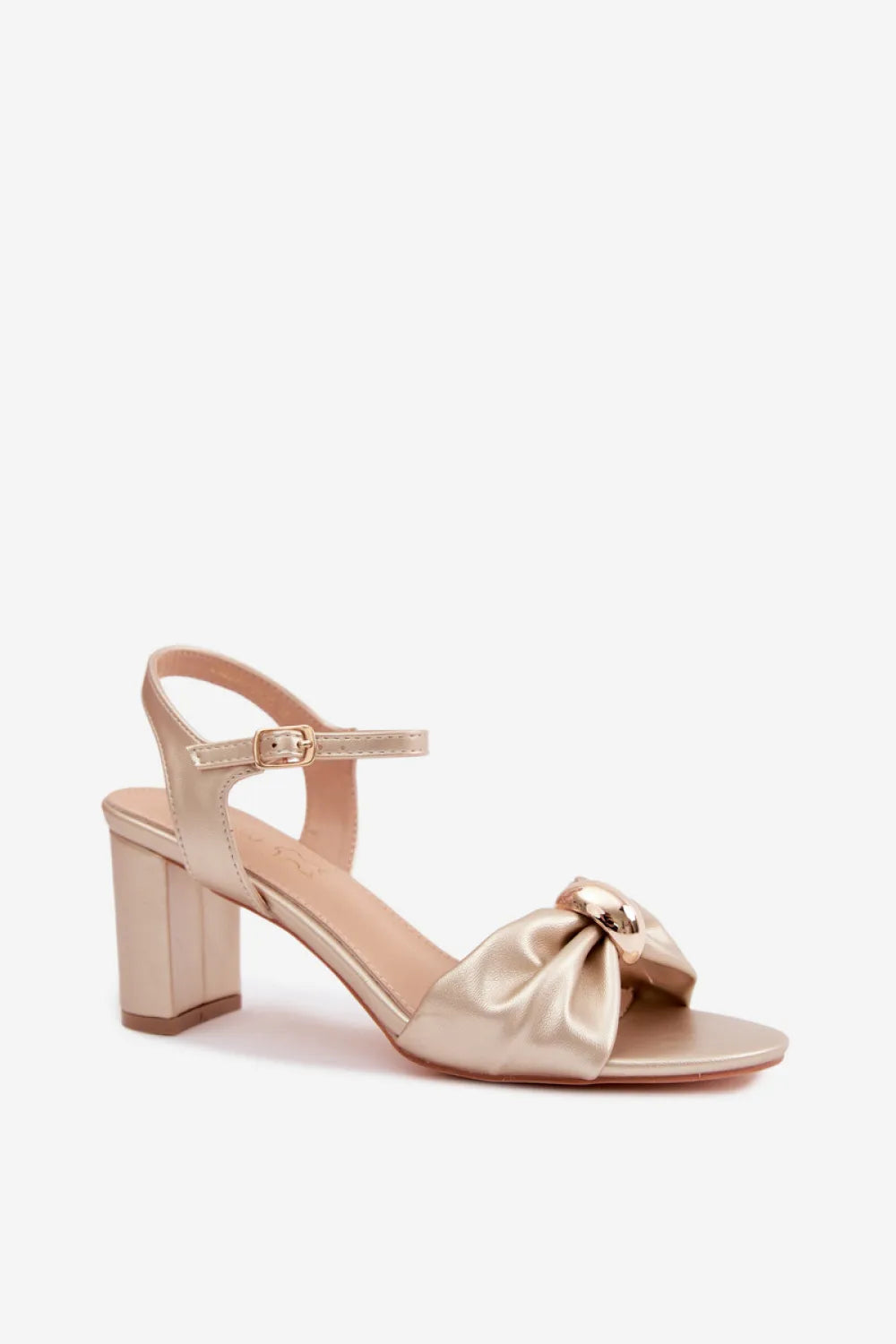 Basutės su kulnu, modelis 227921 Step in style