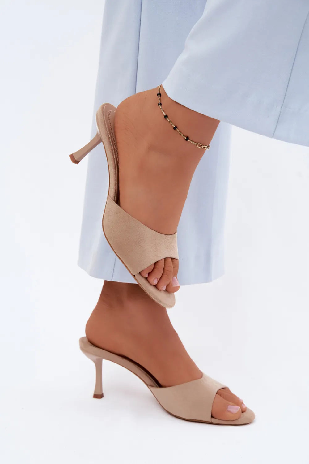 Basutės su kulnu modelis 227940 Step in style