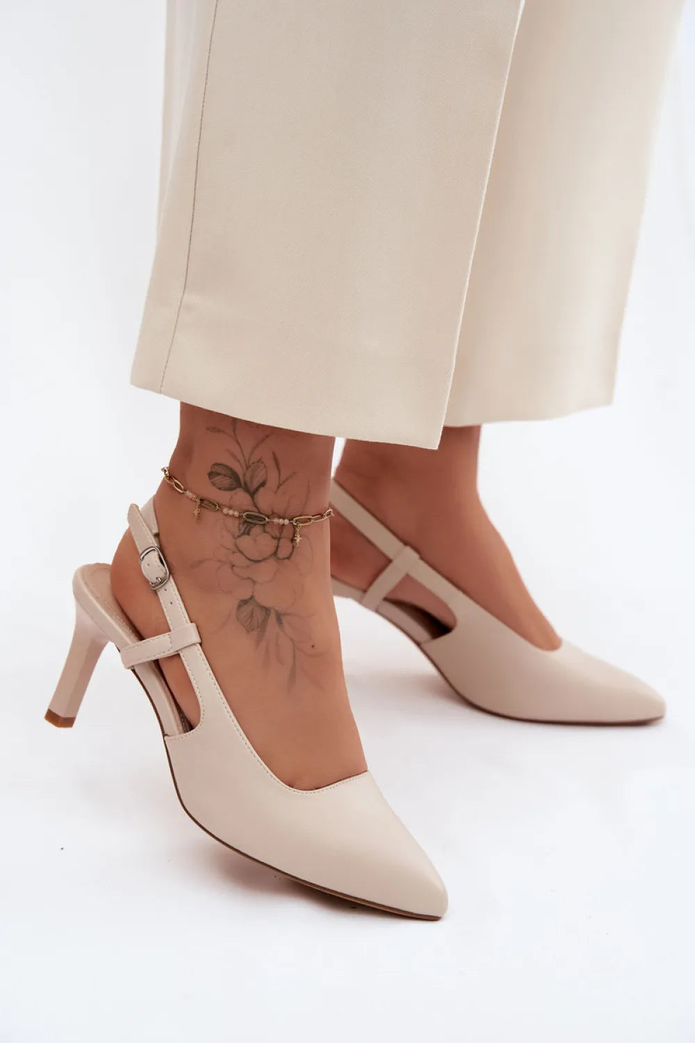 Basutės su kulnu, modelis 228399 Step in style