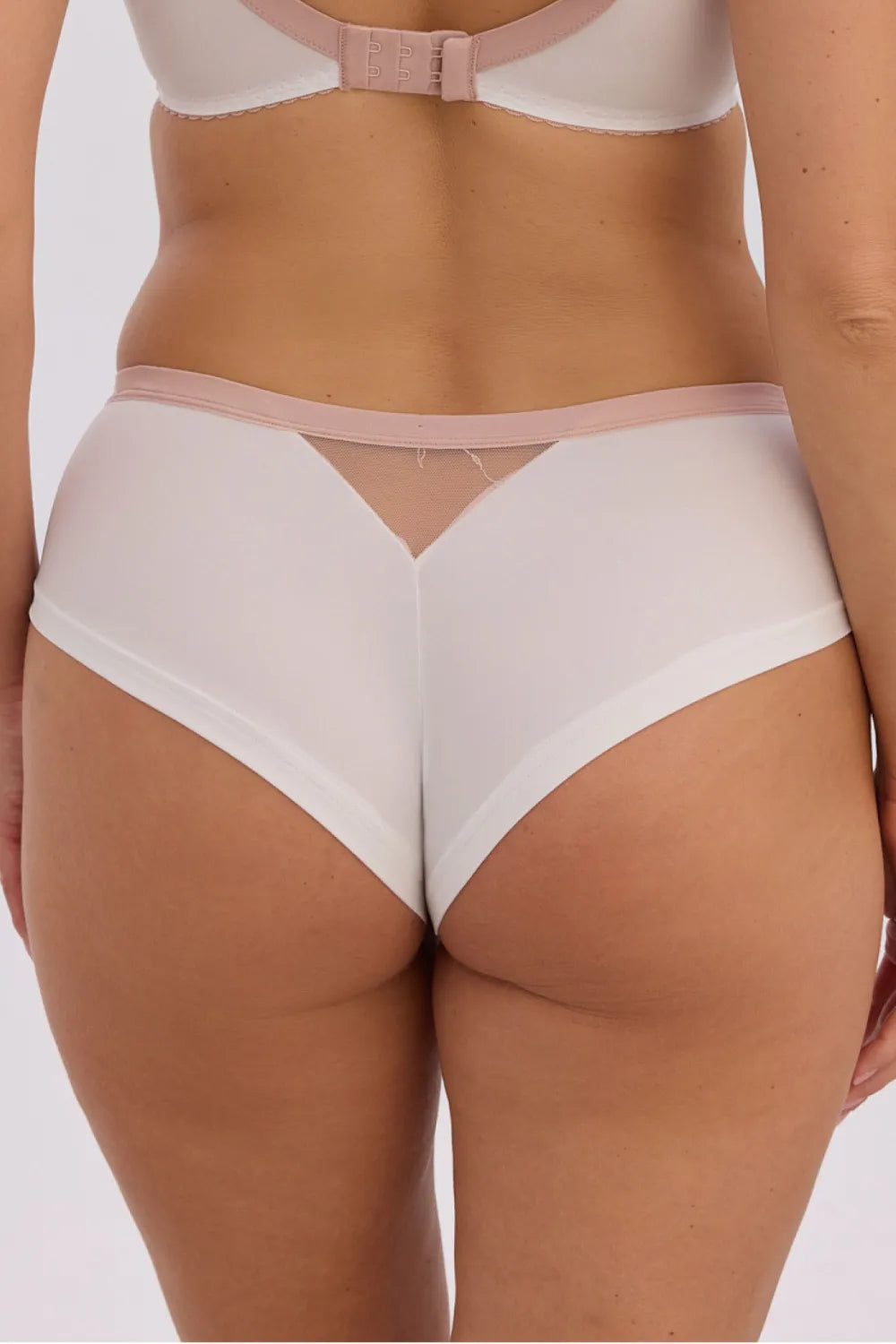 Brazilietiško stiliaus kelnaitės, modelis 228495 Gaia