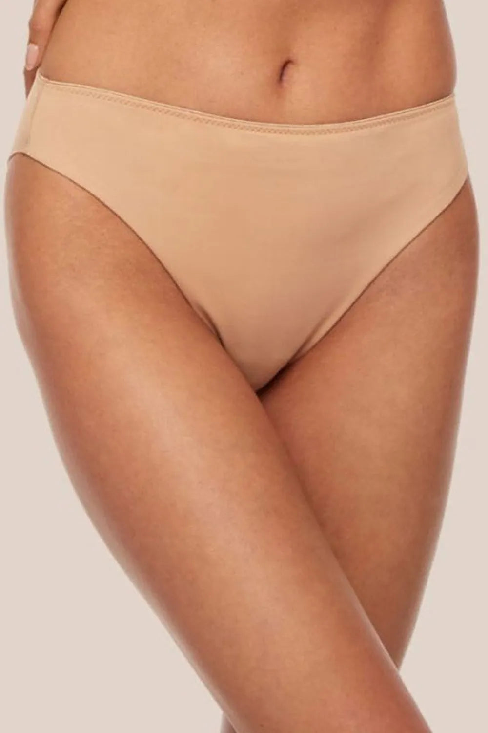 Braziliško stiliaus kelnaitės modelis 226772 Kinga