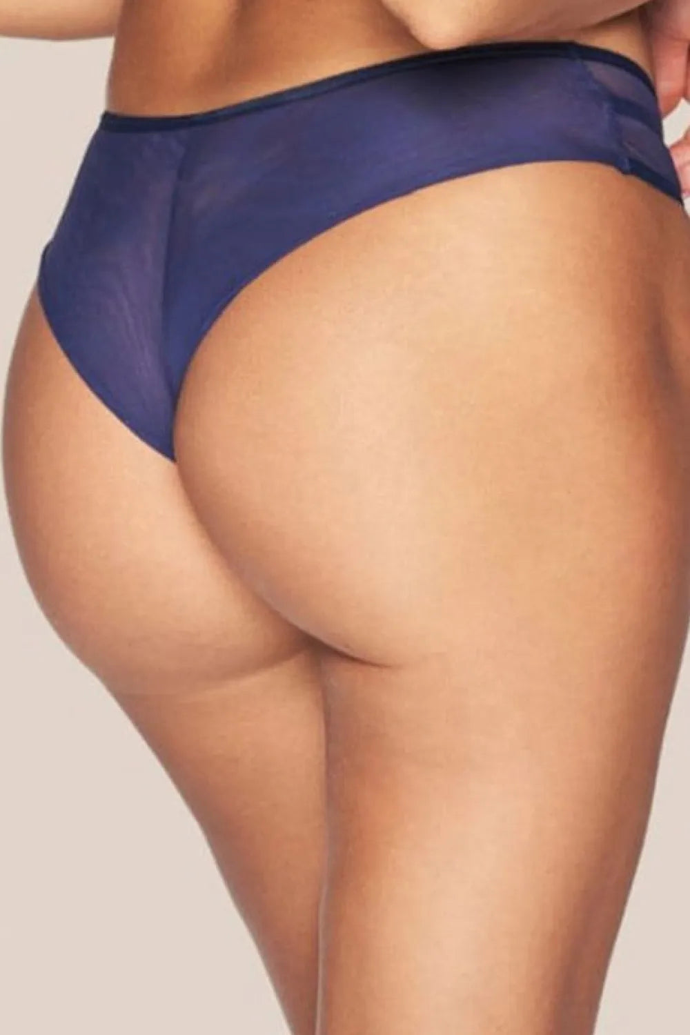 Braziliško stiliaus kelnaitės, modelis 227843 Kinga