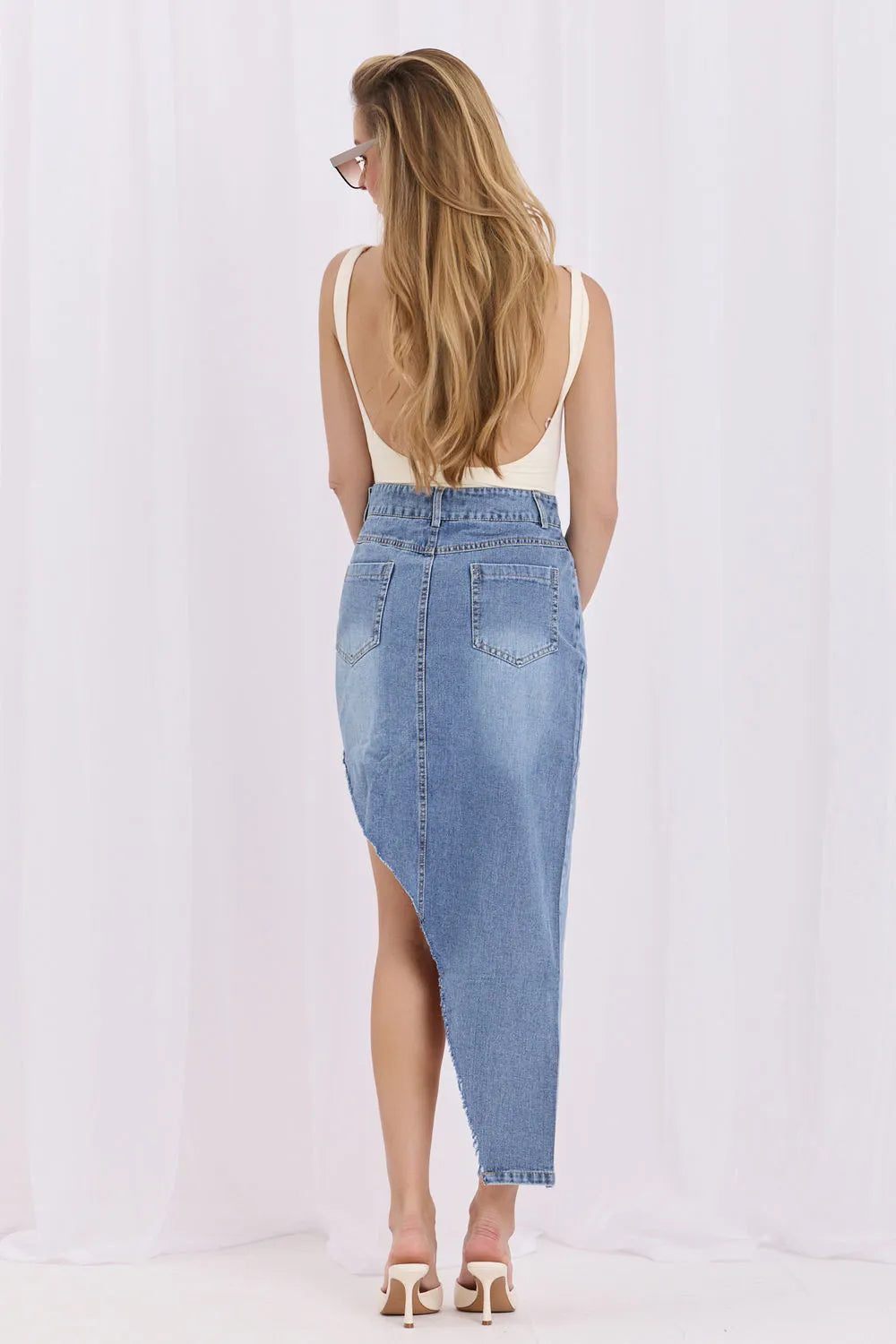 Jeansinis sijonas, modelis 228026 Factory Price