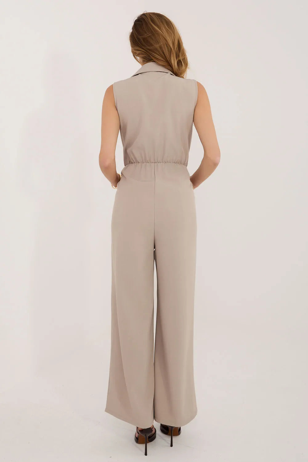Kostiumas modelis 228432 Italy Moda