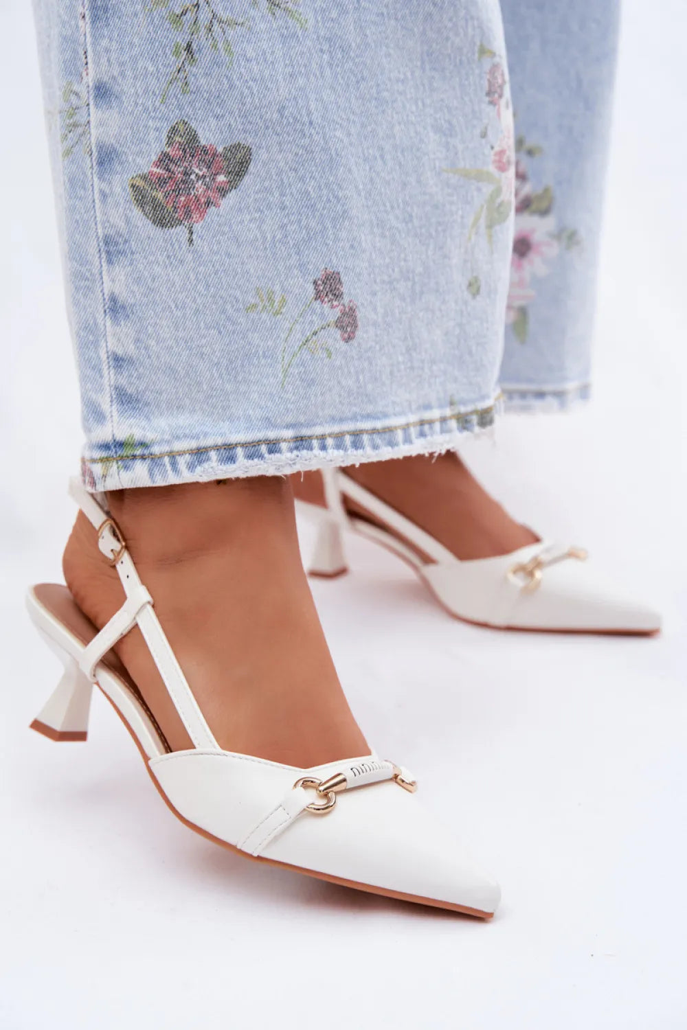 Kulninės basutės, modelis 227448 Step in style