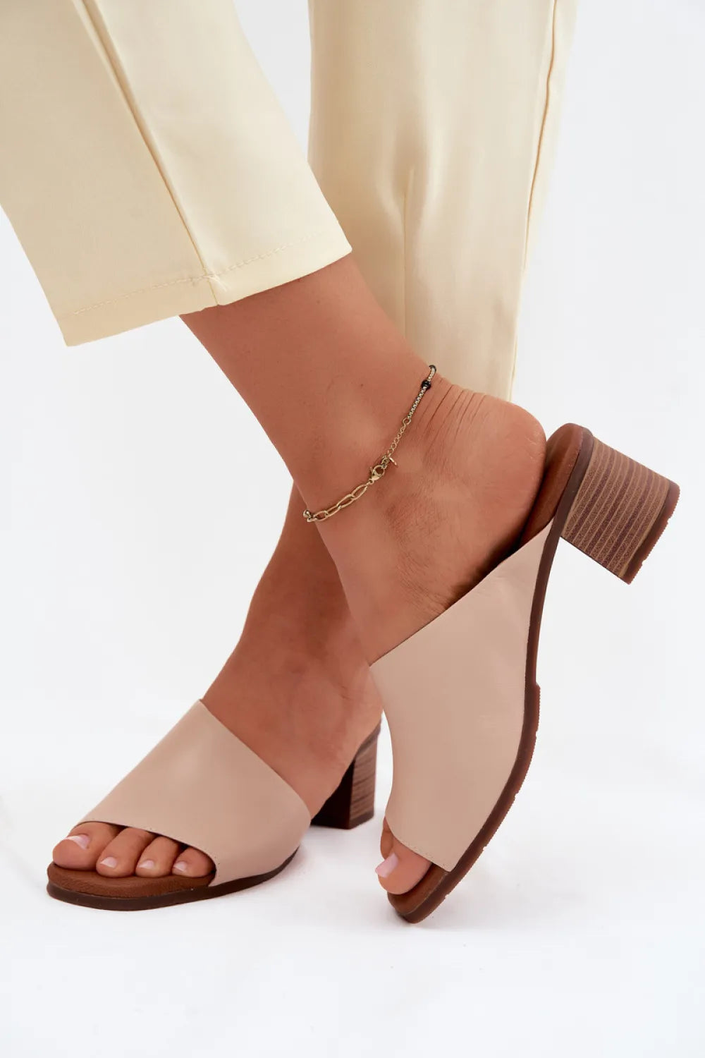 Kulninės basutės, modelis 227930, Step in style