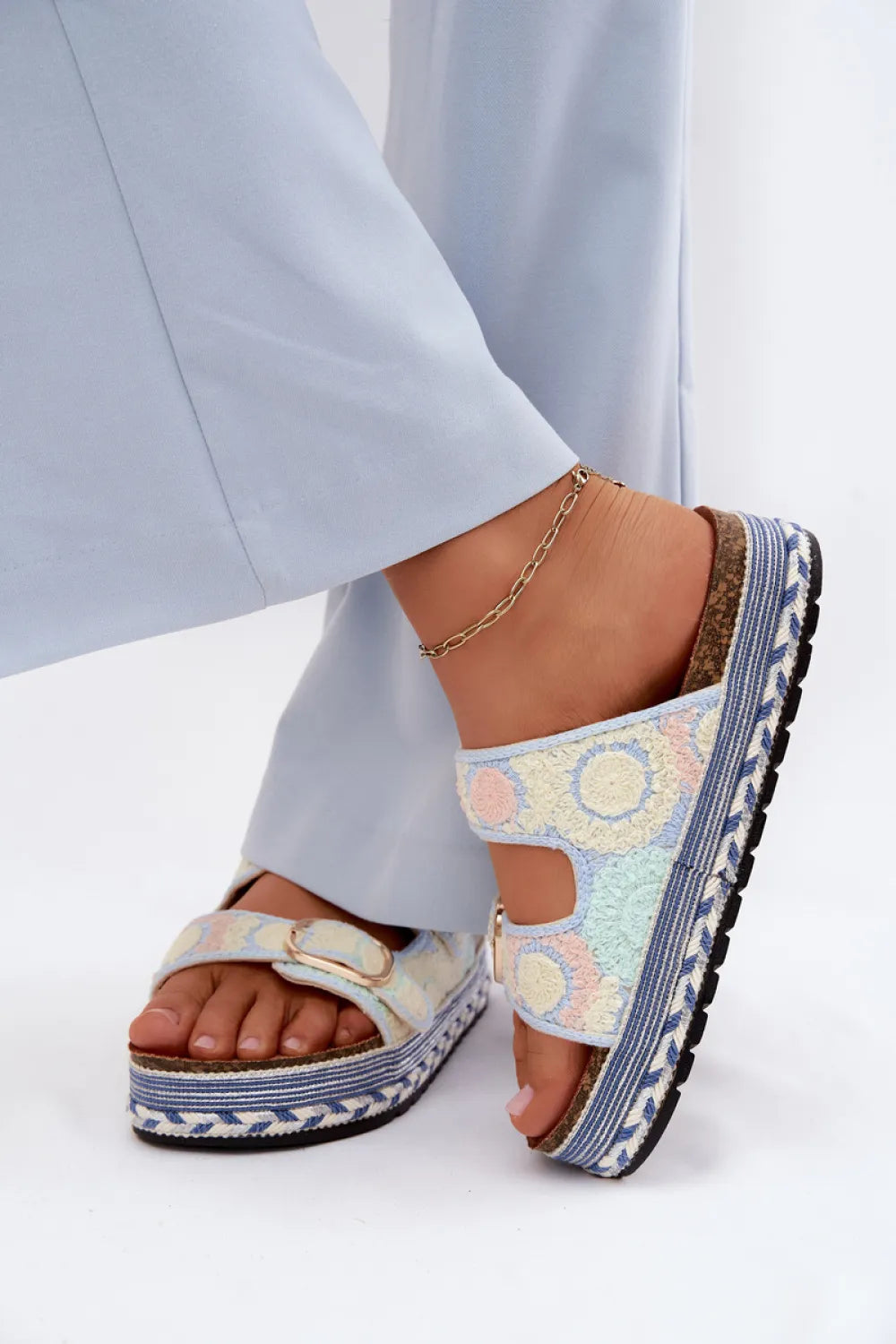 Platformos tipo basutės, modelis 227933 Step in style