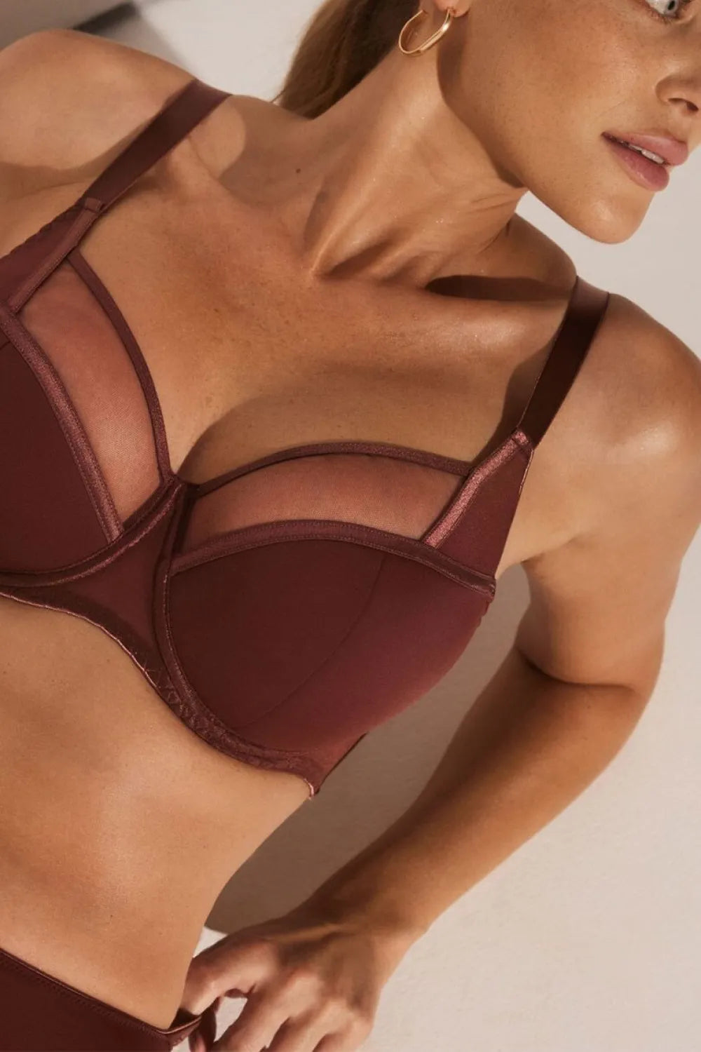 Pusiau minkštas modelis 226843 Kinga