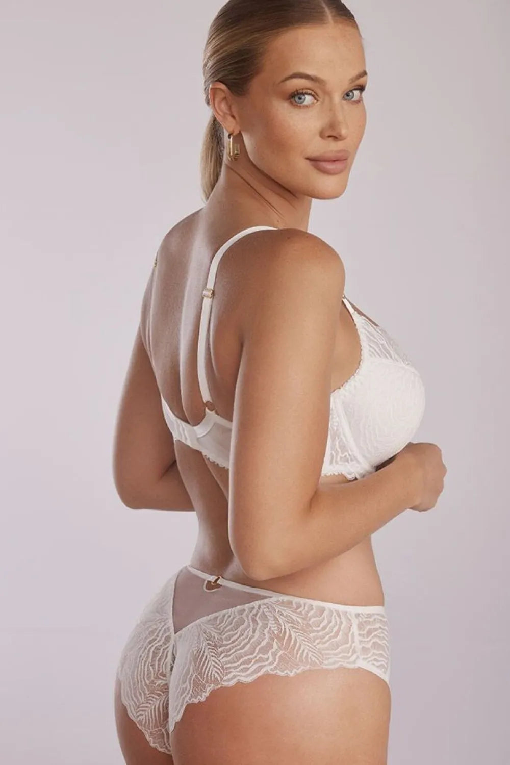 Pusiau minkštas modelis 227479 Kinga