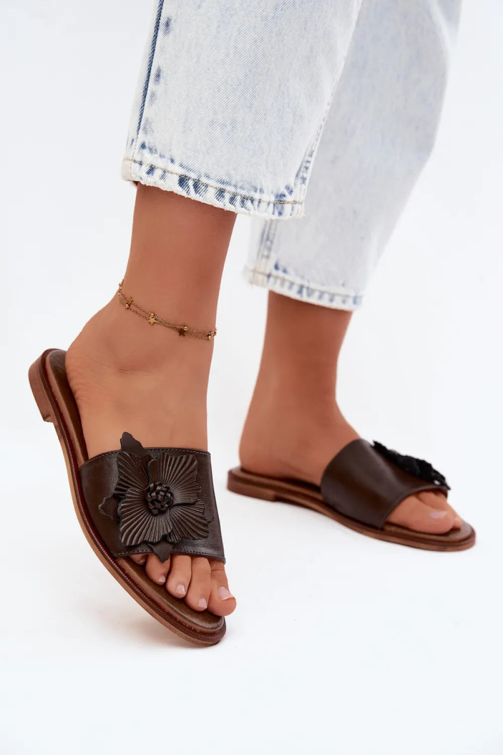 Šlepetės per pirštą modelis 228363 Step in style