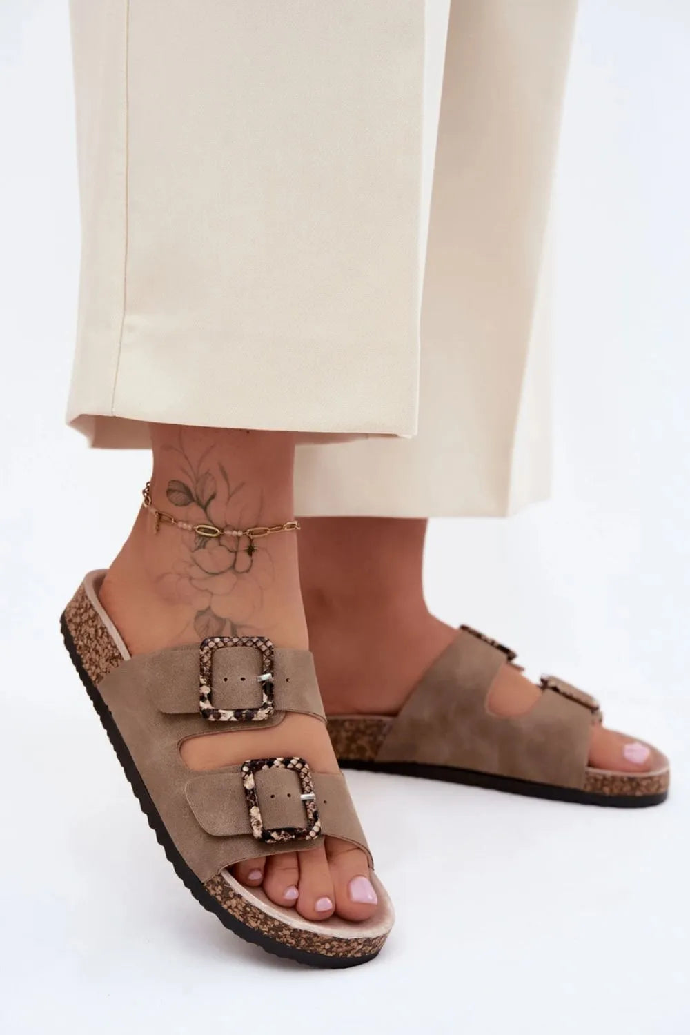Šlepetės per pirštą, modelis 228370 Step in style