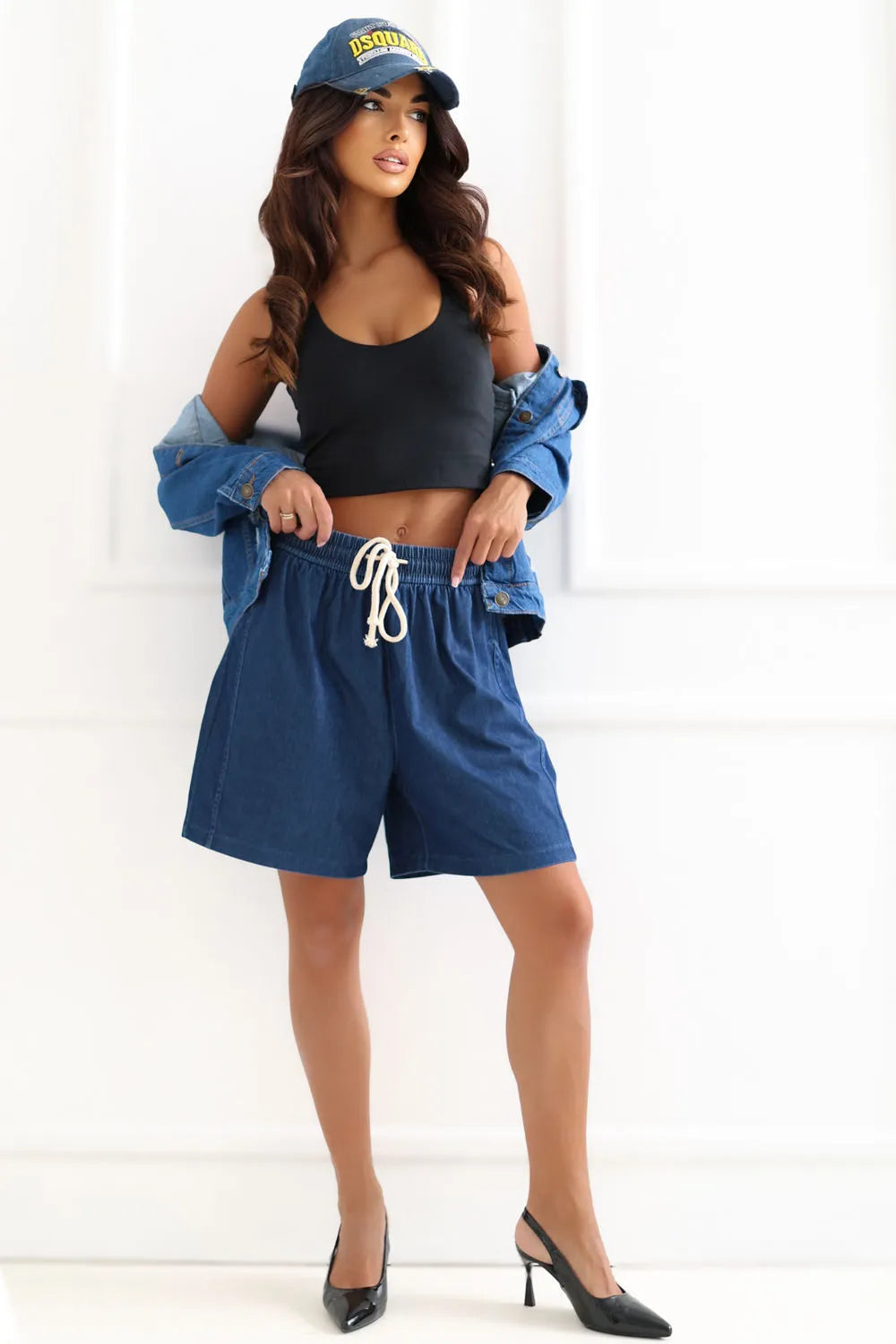 Šortai, modelis 228176, Italy Moda